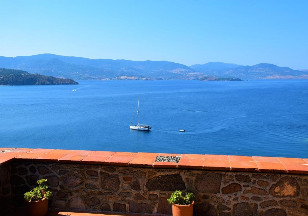 Villa Annie Mithimna Bagian luar foto