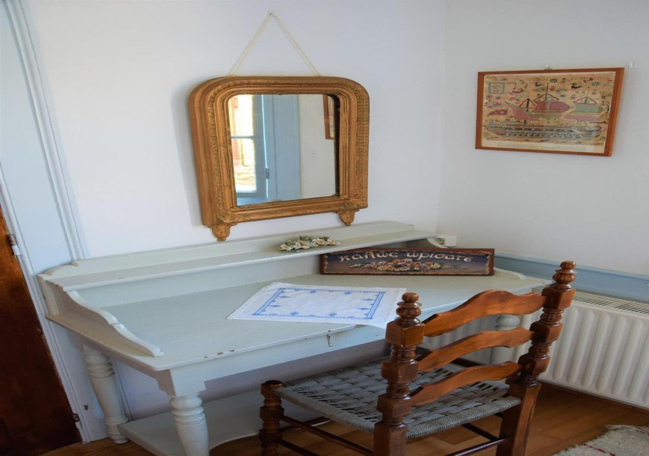 Villa Annie Mithimna Bagian luar foto