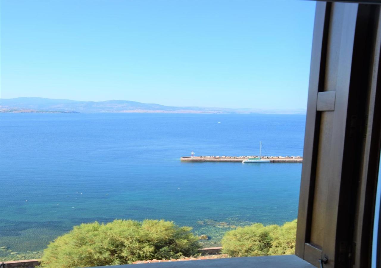 Villa Annie Mithimna Bagian luar foto