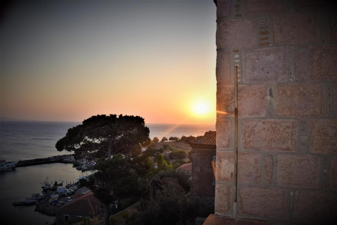 Villa Annie Mithimna Bagian luar foto