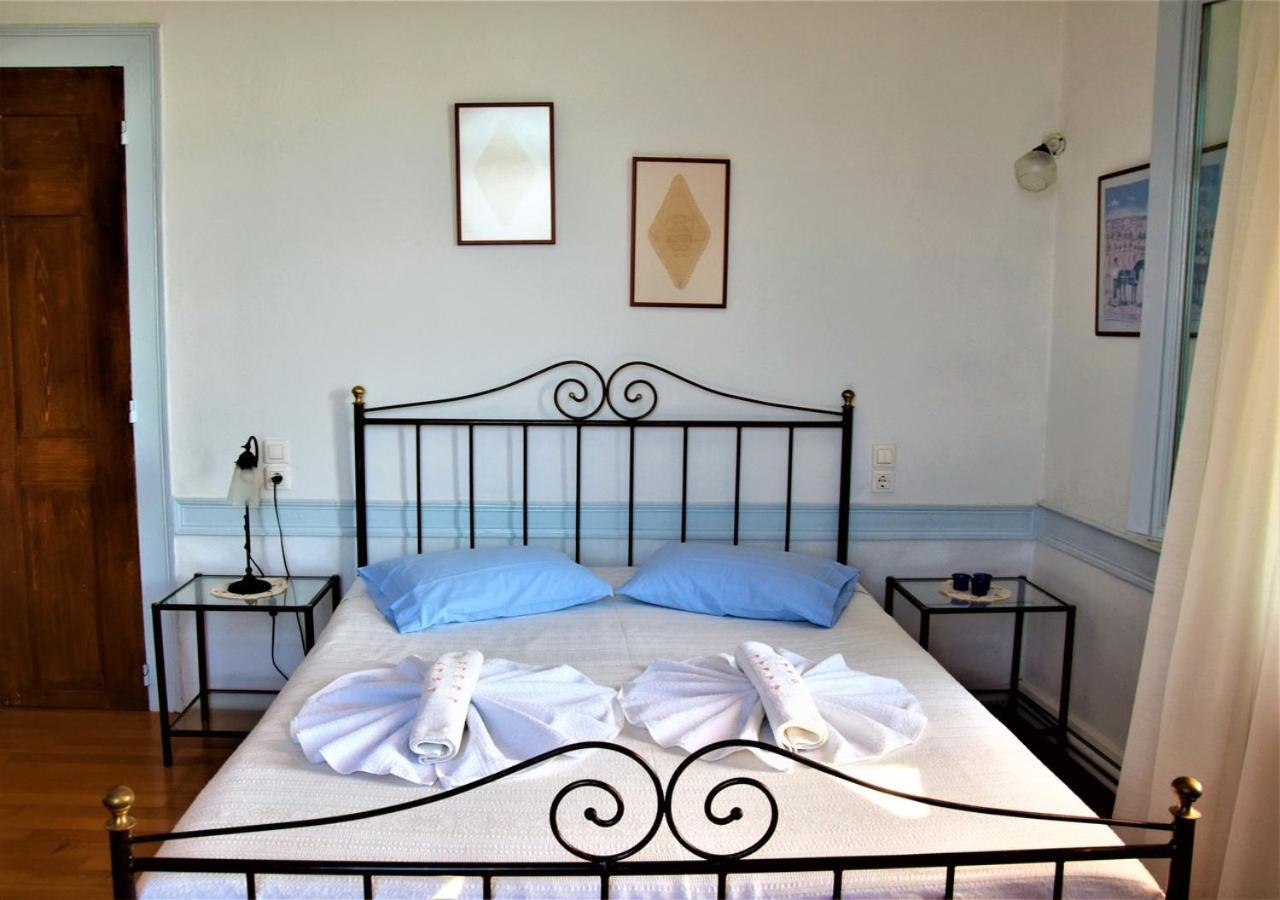 Villa Annie Mithimna Bagian luar foto